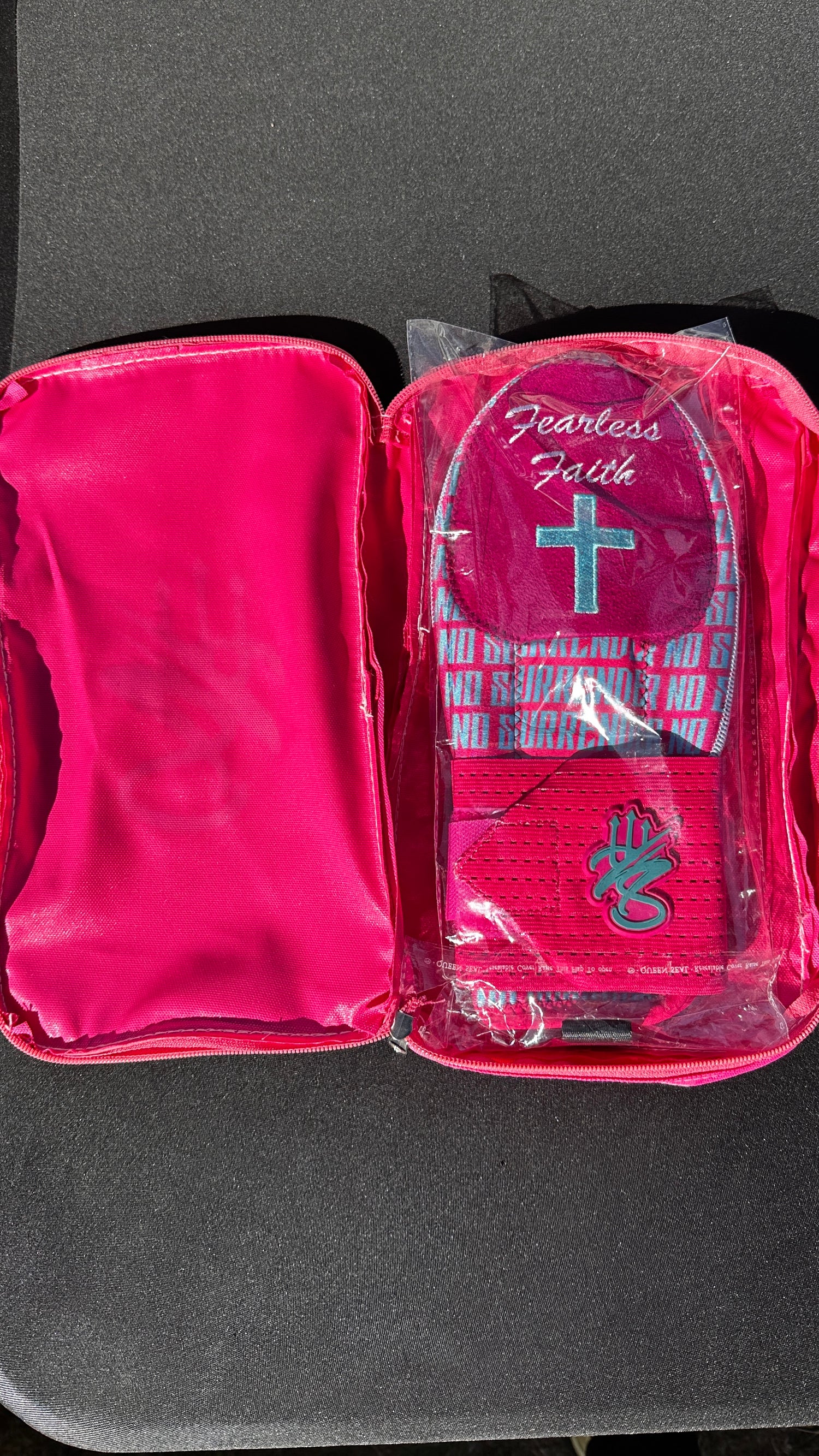 Fearless Faith Sliding Mitt - 4 COLORS