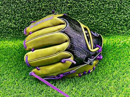 Adult 11.5 in - Crown Tip Infielder Glove